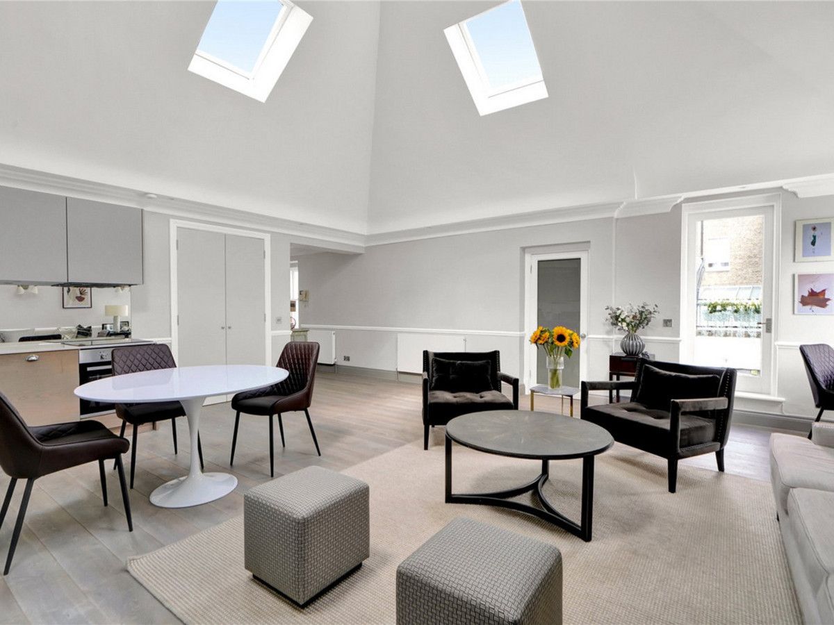 The Kensington Crown photo 6