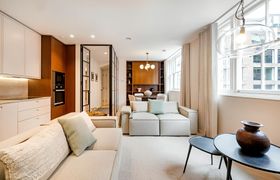 Sophisticated London reviews