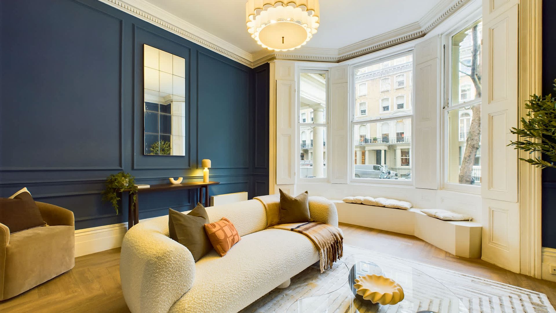 Knightsbridge Elegance photo 1