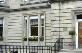 Edinburgh Residence reviews