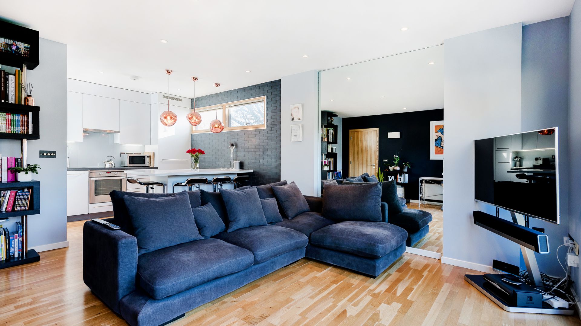 Bermondsey Blue photo 6