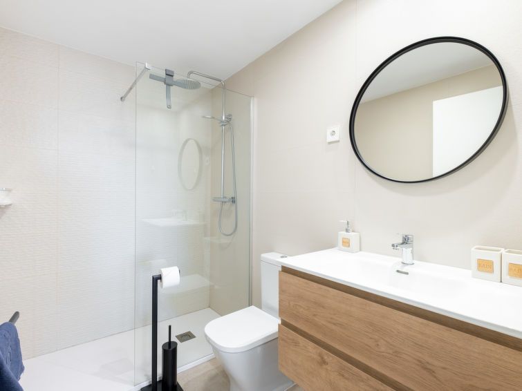Sunrise Tower Apartment 2 photo 19