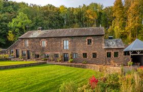 Bank Barn, Wreay