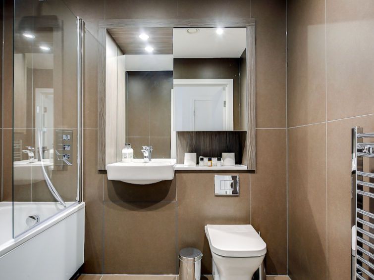 Heathrow Apartments photo 11