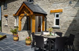 Towy Cottage reviews