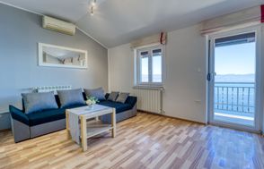 Ema Apartment 2