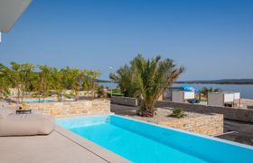 Palms Holiday Home 2 reviews