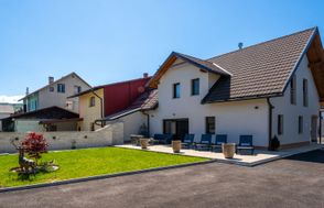 Holiday House Arni