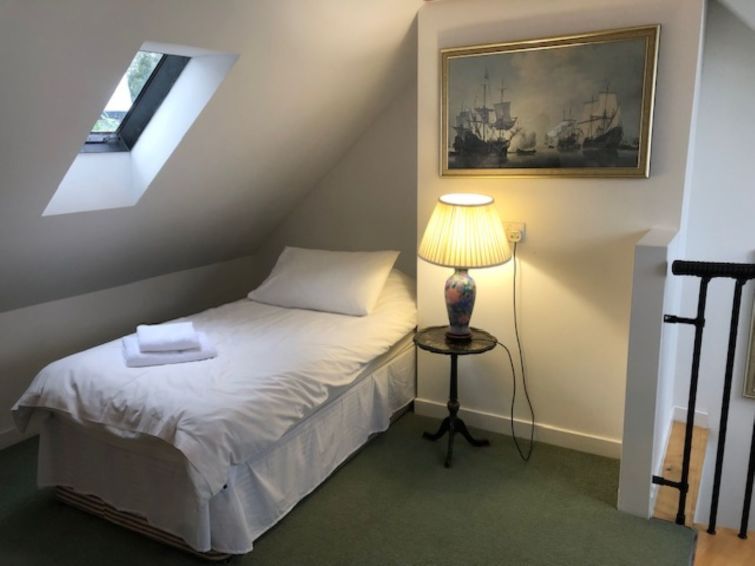 Coach House photo 11