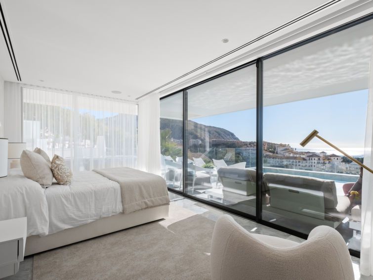 Panorama Bay photo 19