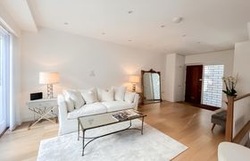 Notting Hill Jewel