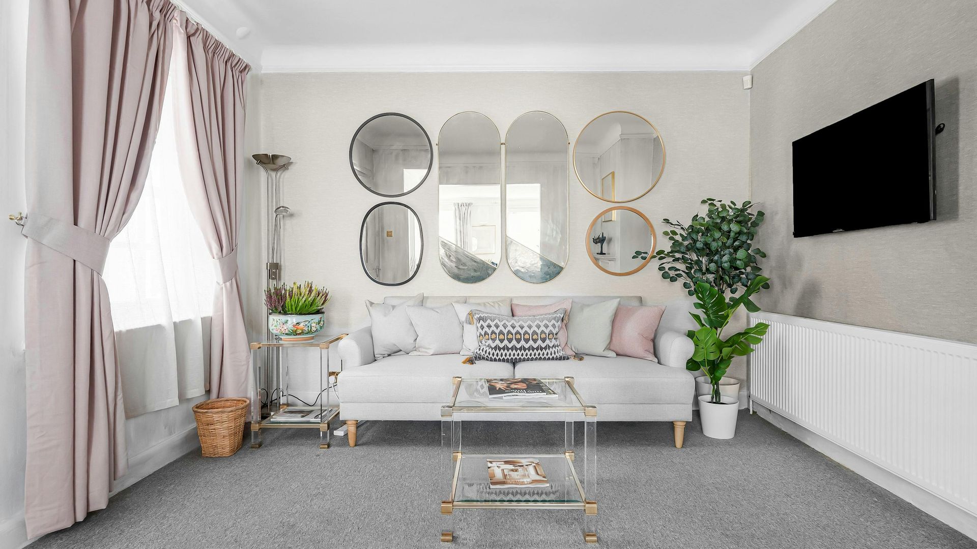 Mayfair Retreat photo 2