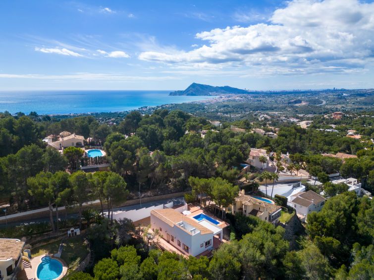 Vista Bernia photo 45