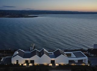 5-Star Beach House