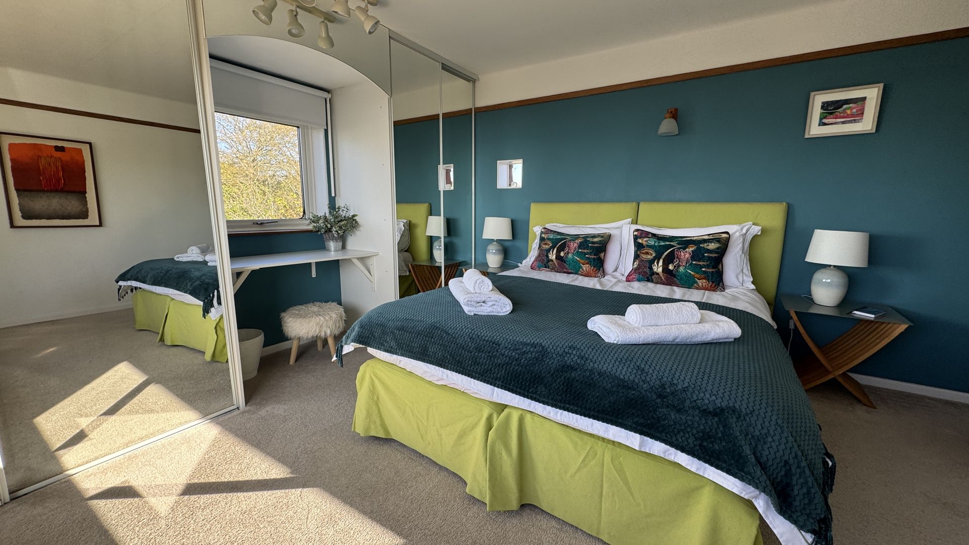 Blue Haze - Family accommodation with private beach access photo 3