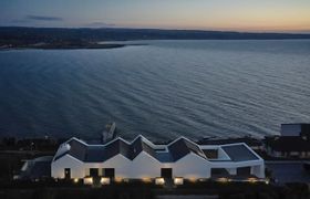 5-Star Beach House