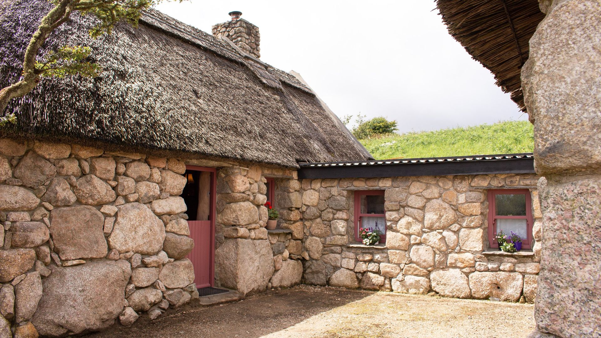 Historical Thatch Cottage photo 1