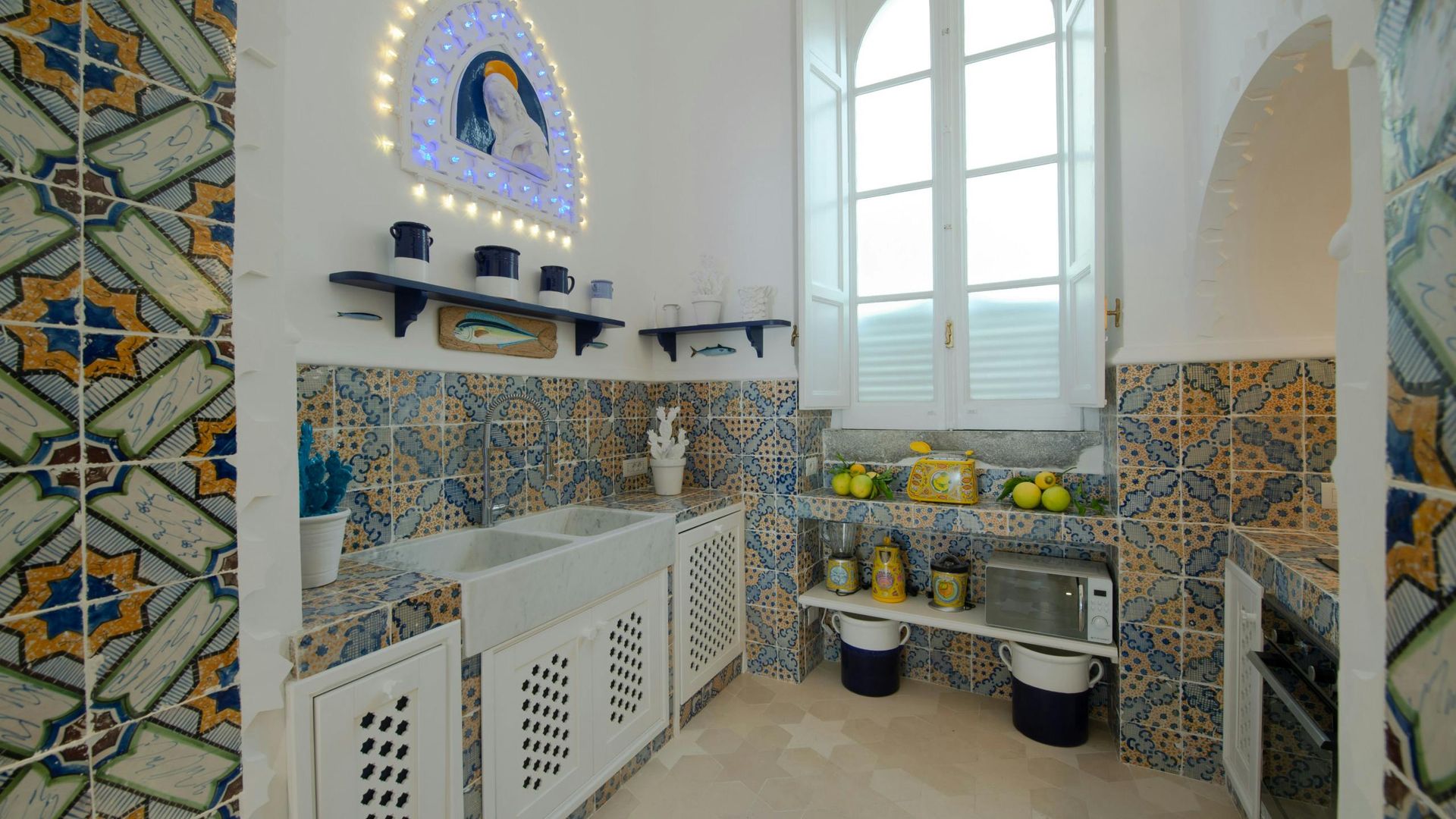 Majolica Magic photo 10