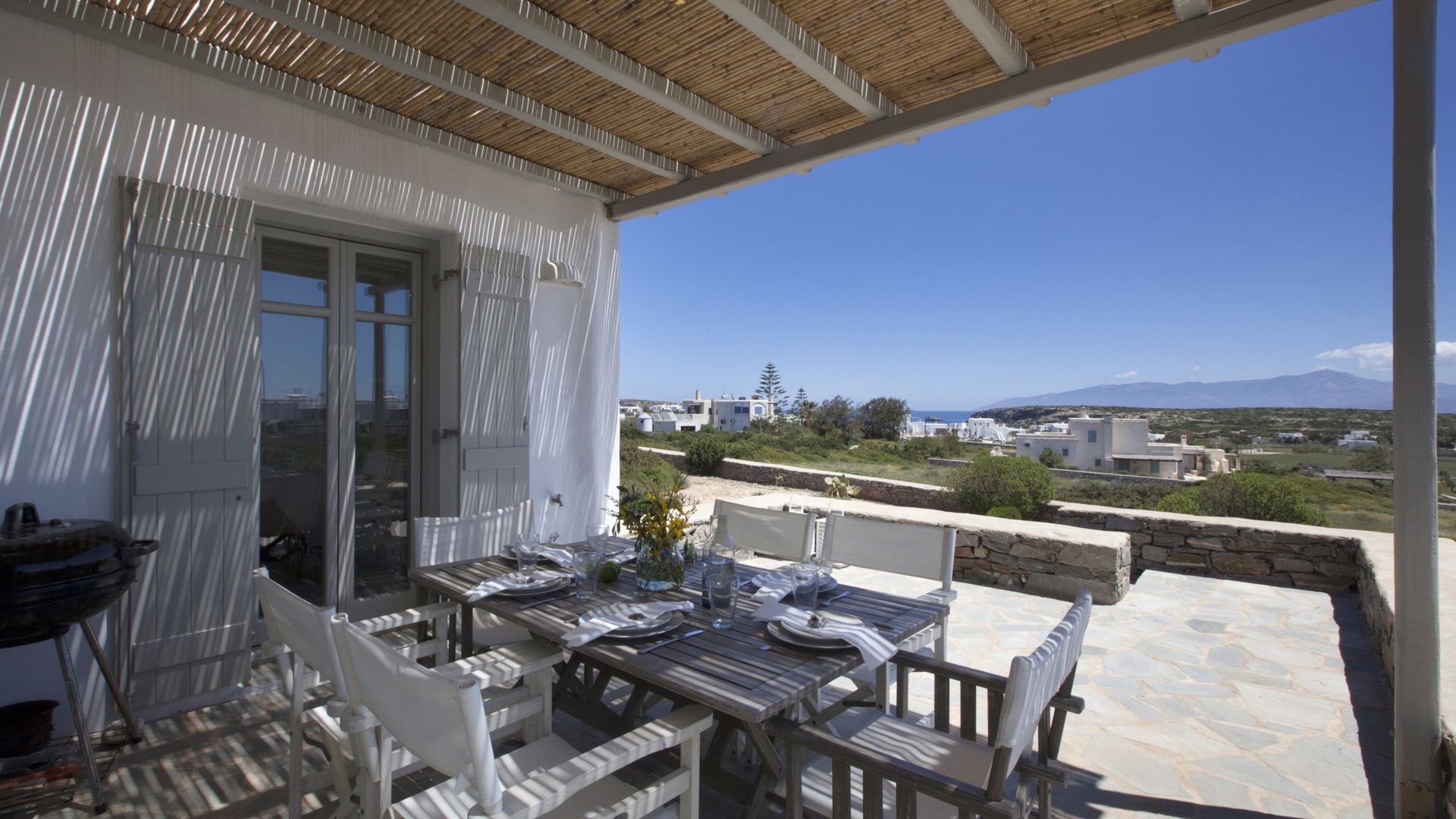 Serene holiday villa - Views, nr Best family Beach photo 2