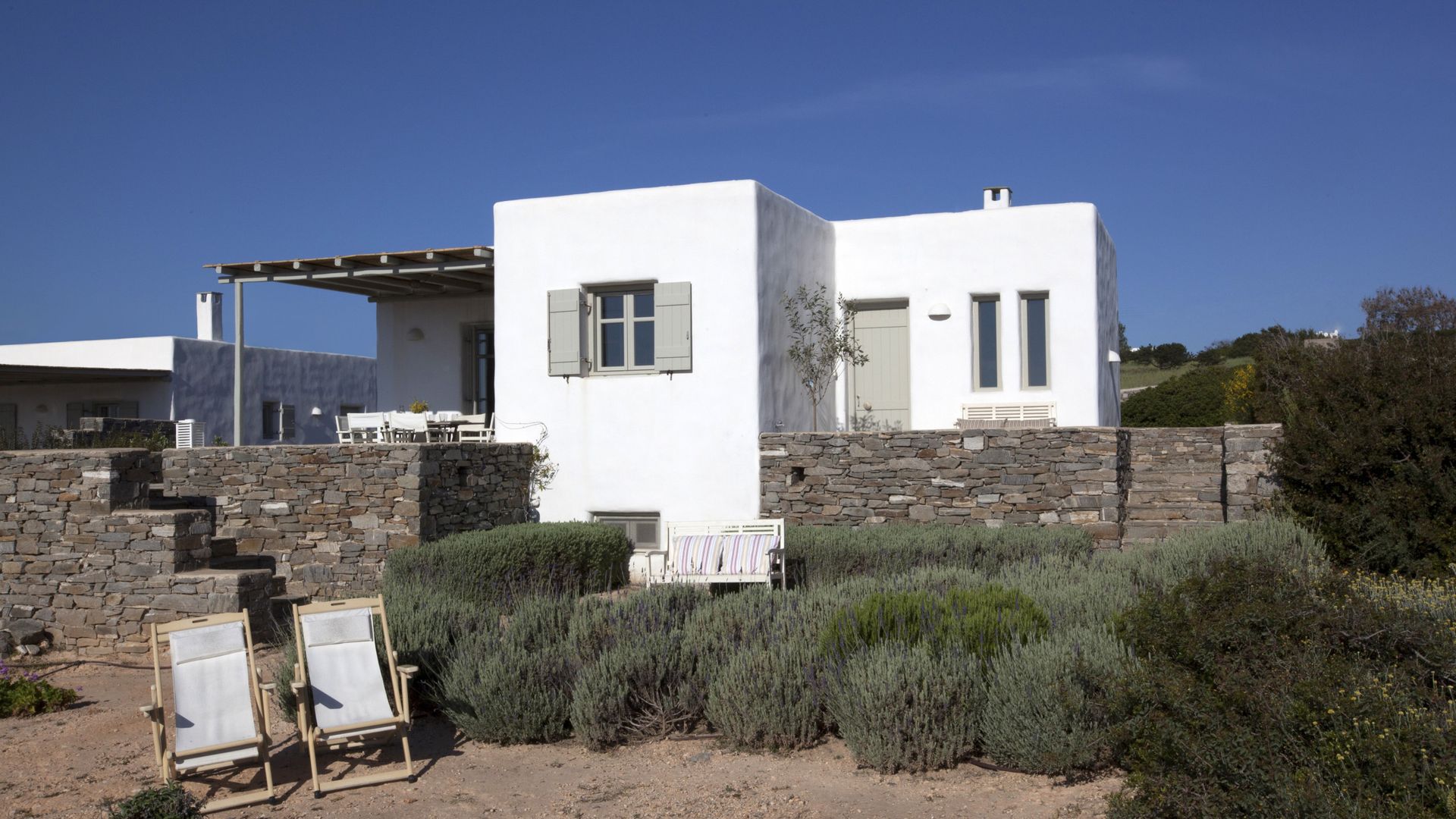 Serene holiday villa - Views, nr Best family Beach photo 3