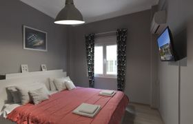 Comfortable apartment opposite Acropolis museum