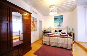Marjoram Room  ·  Limnos Experience 
