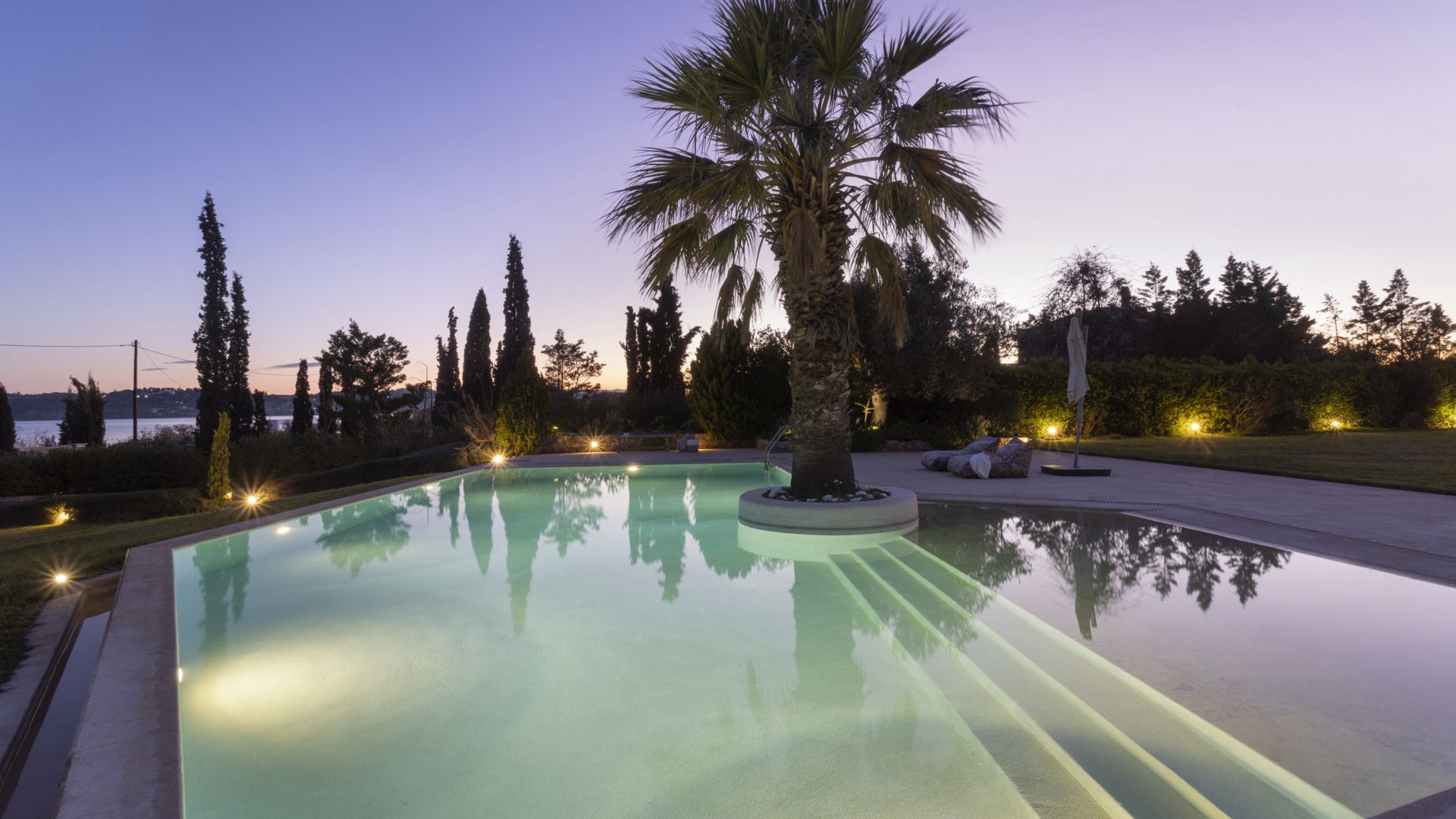 Heaven on Earth private Villa - Pethrolassa beach photo 4