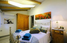 Rosemary Room - Limnos Experience 