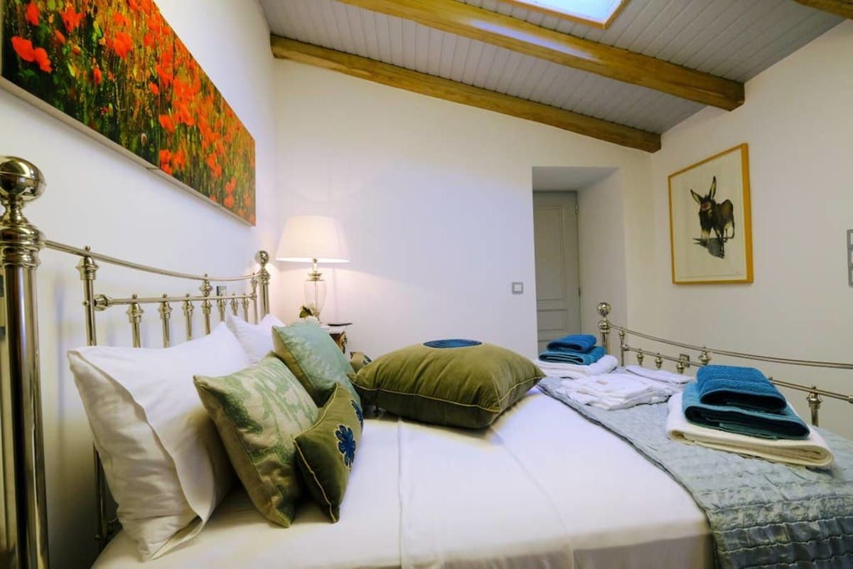 Rosemary Room - Limnos Experience photo 3