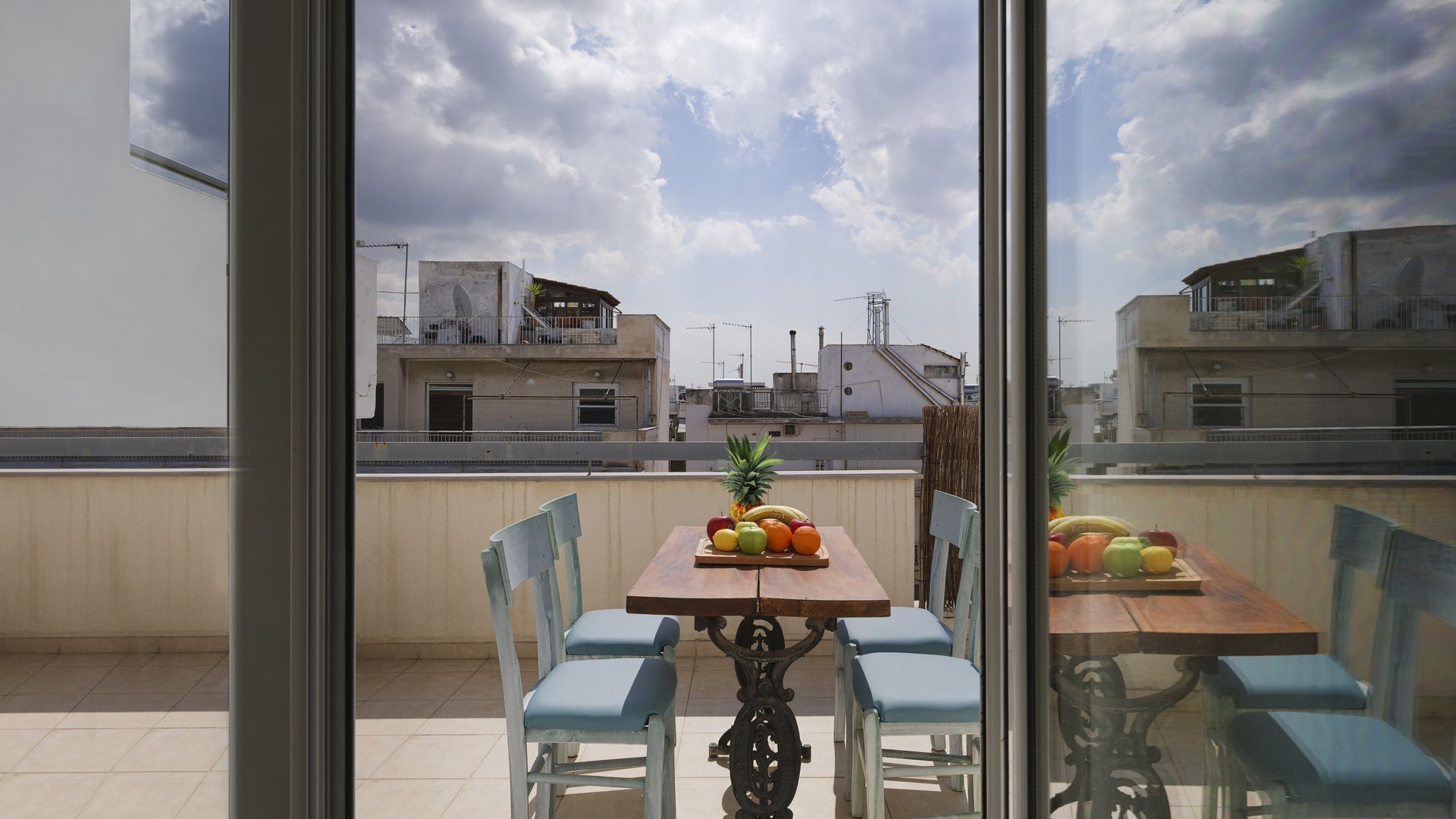 Private terrace loft in the heart of Koukaki, ATH photo 2