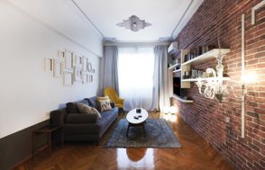 Centrally Athenian Apartment with Jacuzzi 