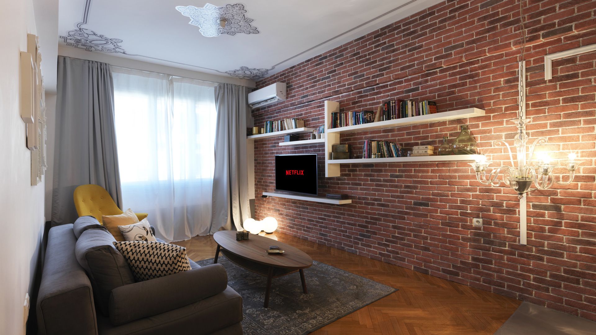 Centrally Athenian Apartment with Jacuzzi photo 2