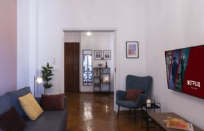 Modern 1BR APT, next to the Goulandris Museum