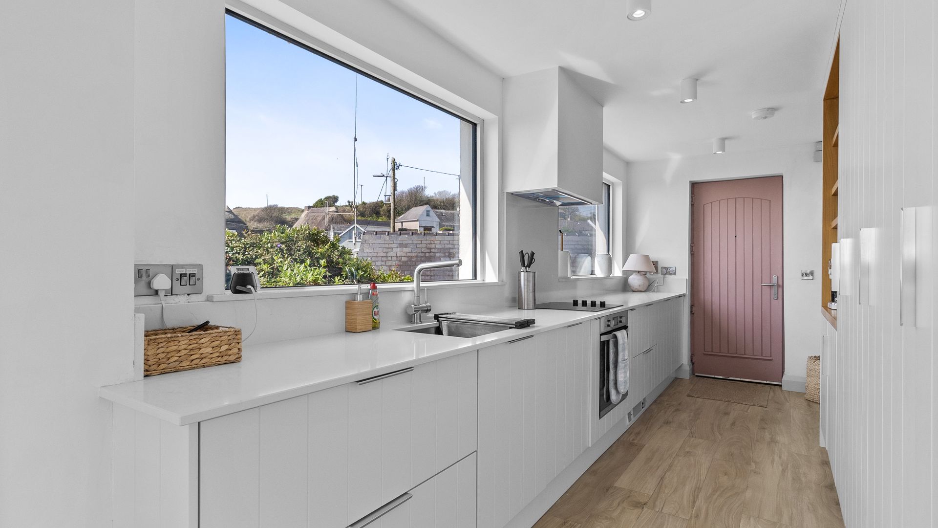 Beachside Cottage photo 14