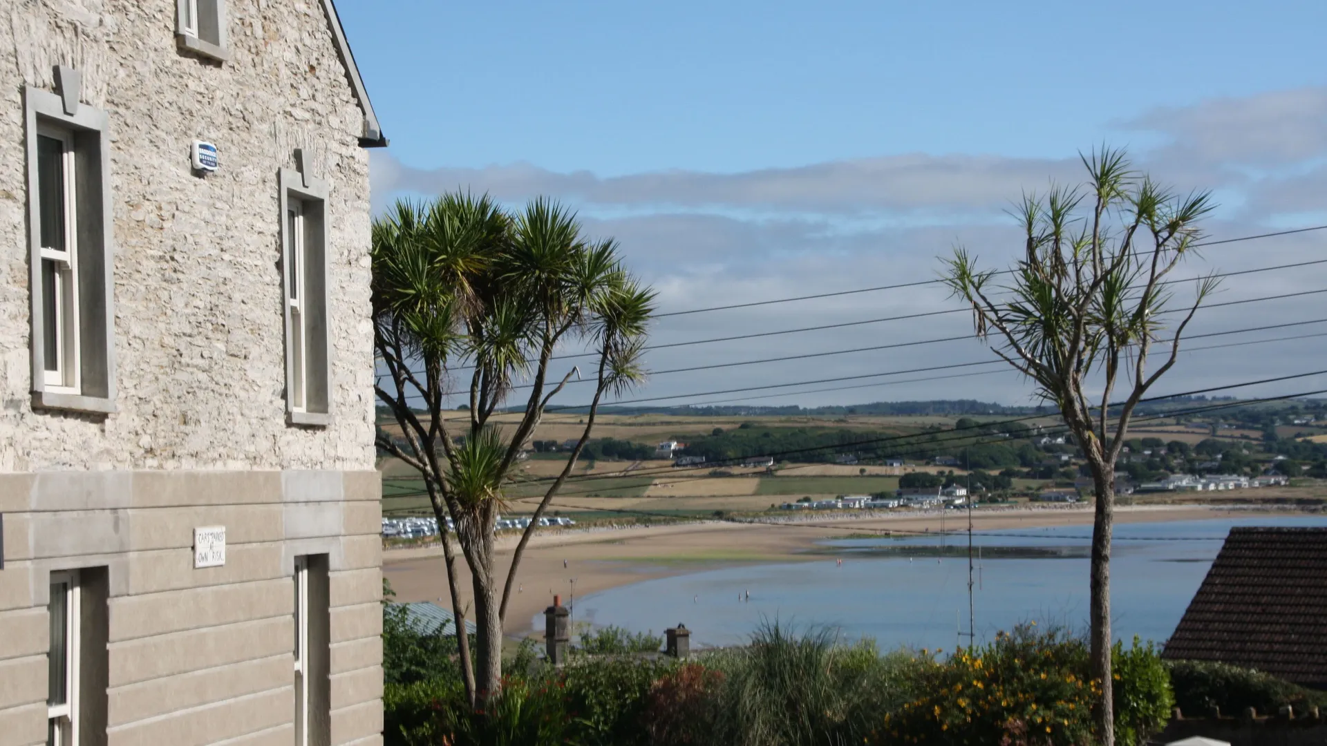 Byron Lodge photo 1