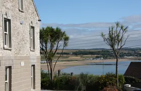 Byron Lodge