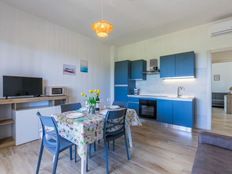 Timo Apartment 3 photo 8