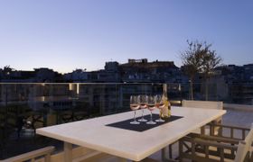 Über Lux 2 BR Penthouse with Acropolis View