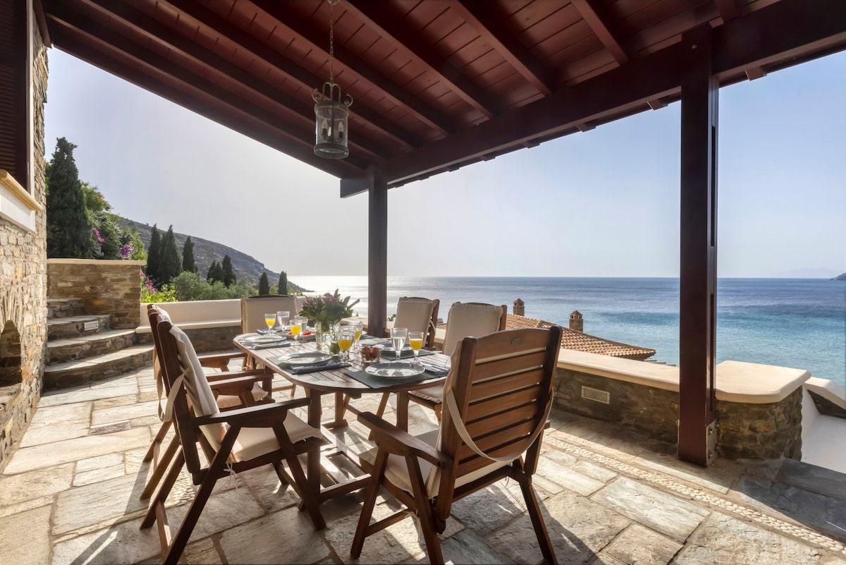 Sunrise Beach House by the sea photo 1