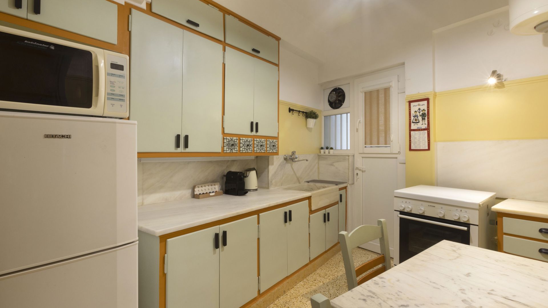 Prime Location 2 BR APT next to the Acropolis photo 5