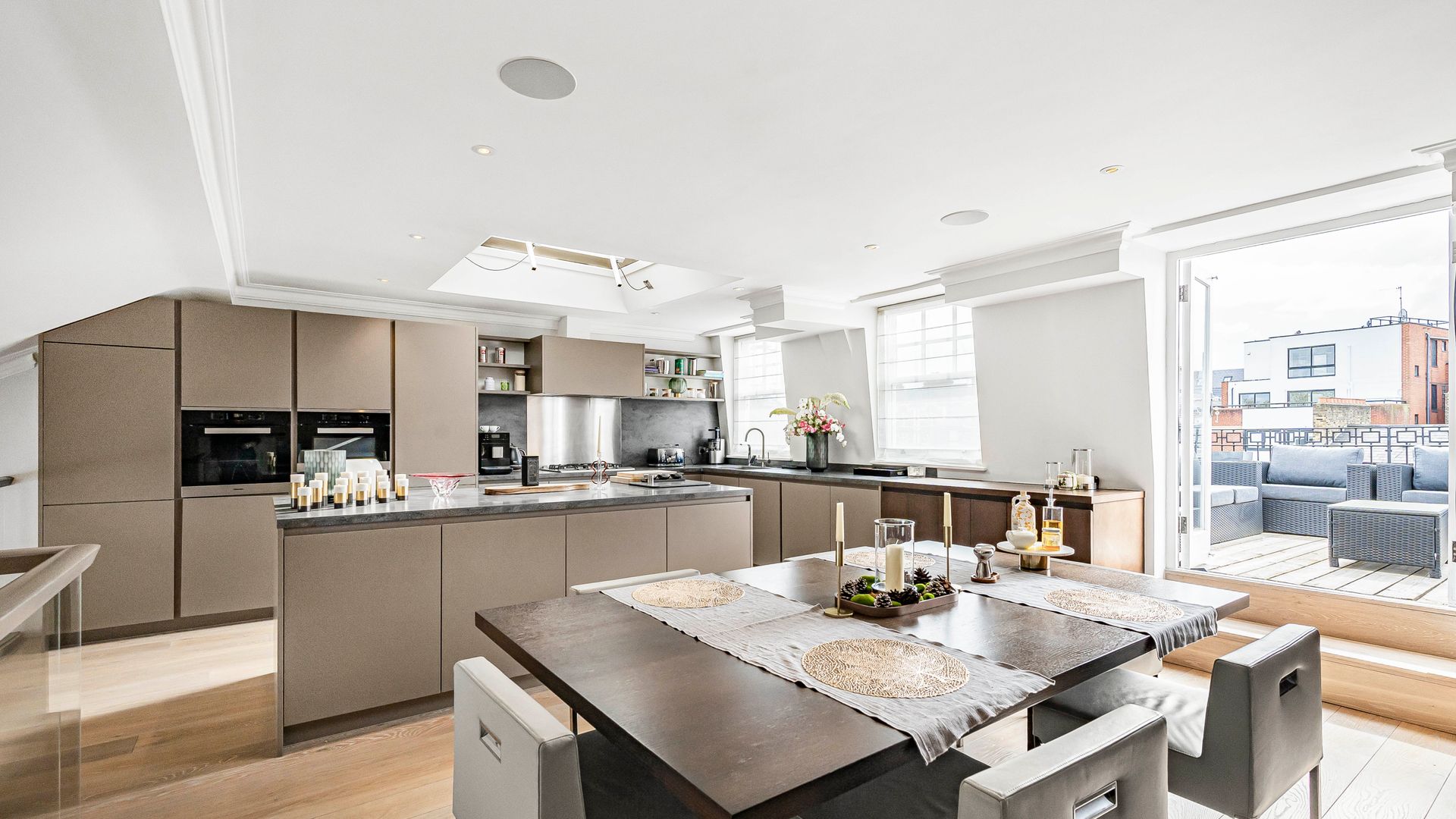 Kensington Grace photo 9