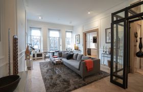 Knightsbridge Chic