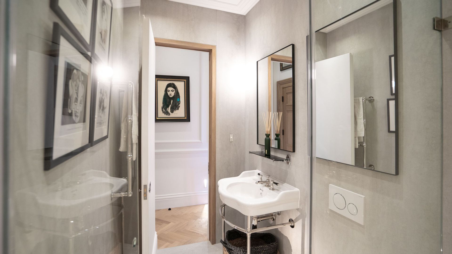 Knightsbridge Chic photo 7