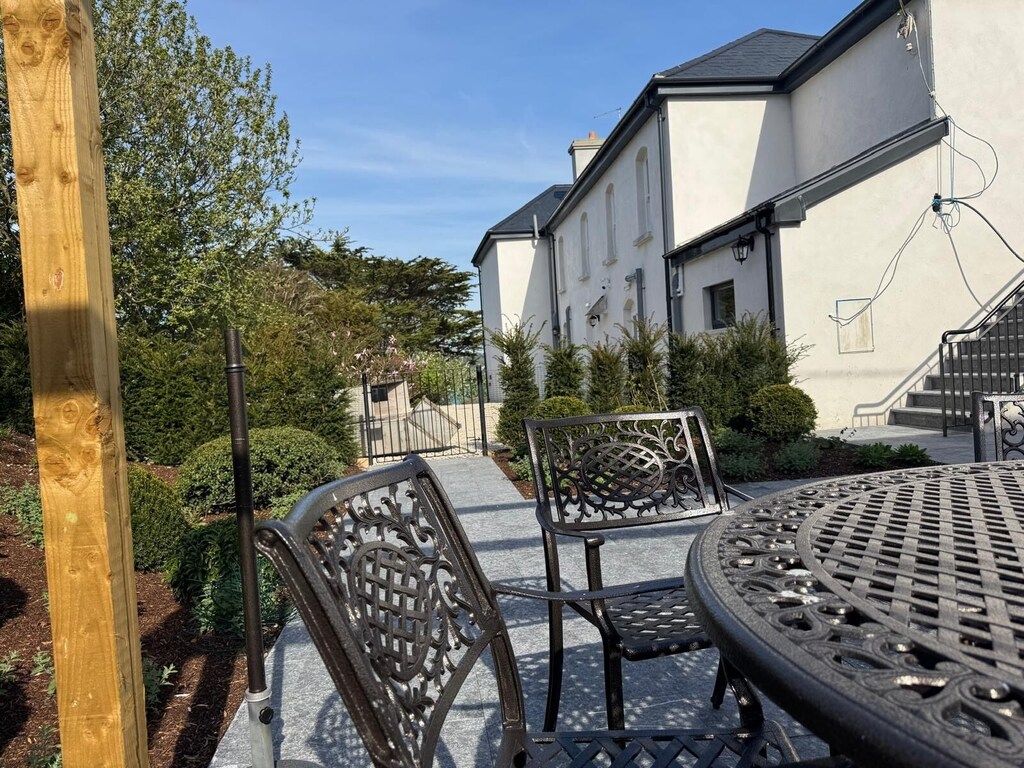 Grove House Schull photo 4