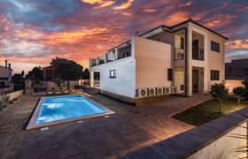 Enchanting Villa West with Pool and Jacuzzi