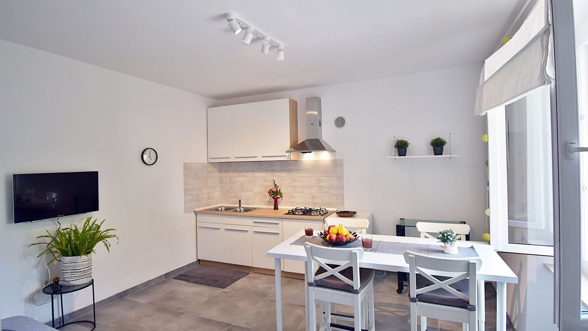 Lovely One Bedroom Apartment - Flowers A photo 1