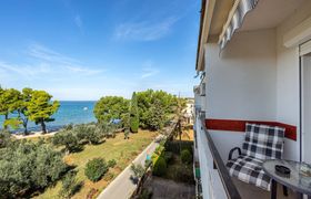 Apartment Ivana - Sea View, Pet Friendly 