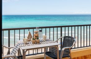  Sunset Apartment Sol y Mar - Frontline beach flat with Air Cond