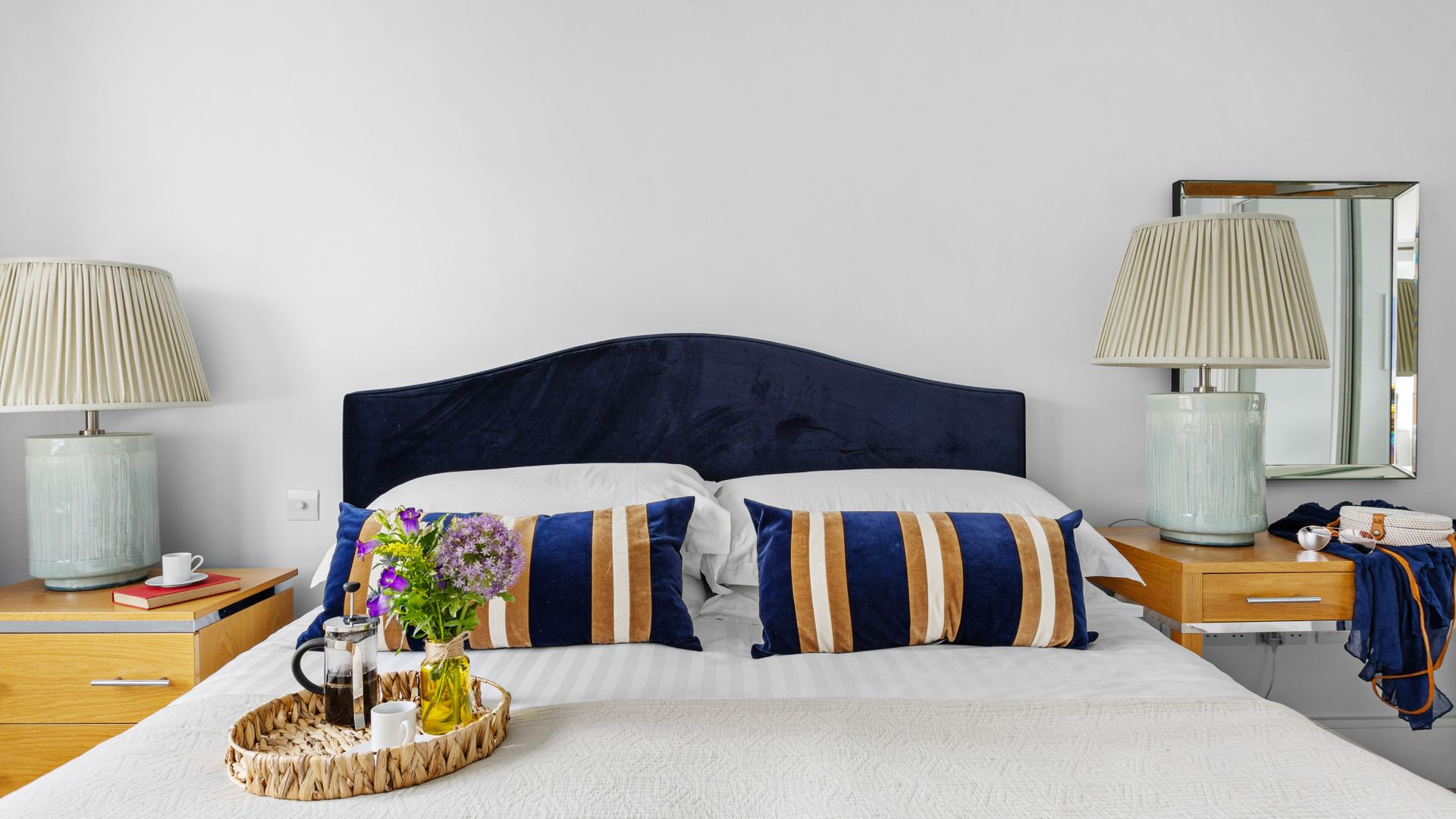 The Masts  - Luxury Dart Marina Apartment photo 3