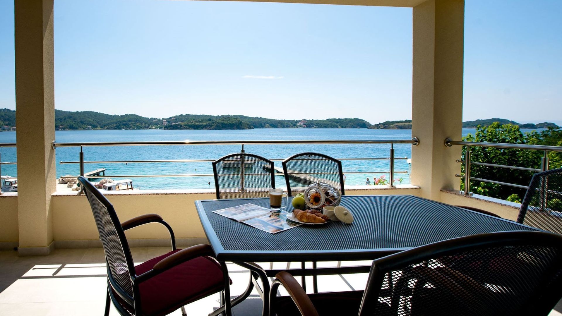 Villa Gulli - Apartment Gold with Private Beach photo 1